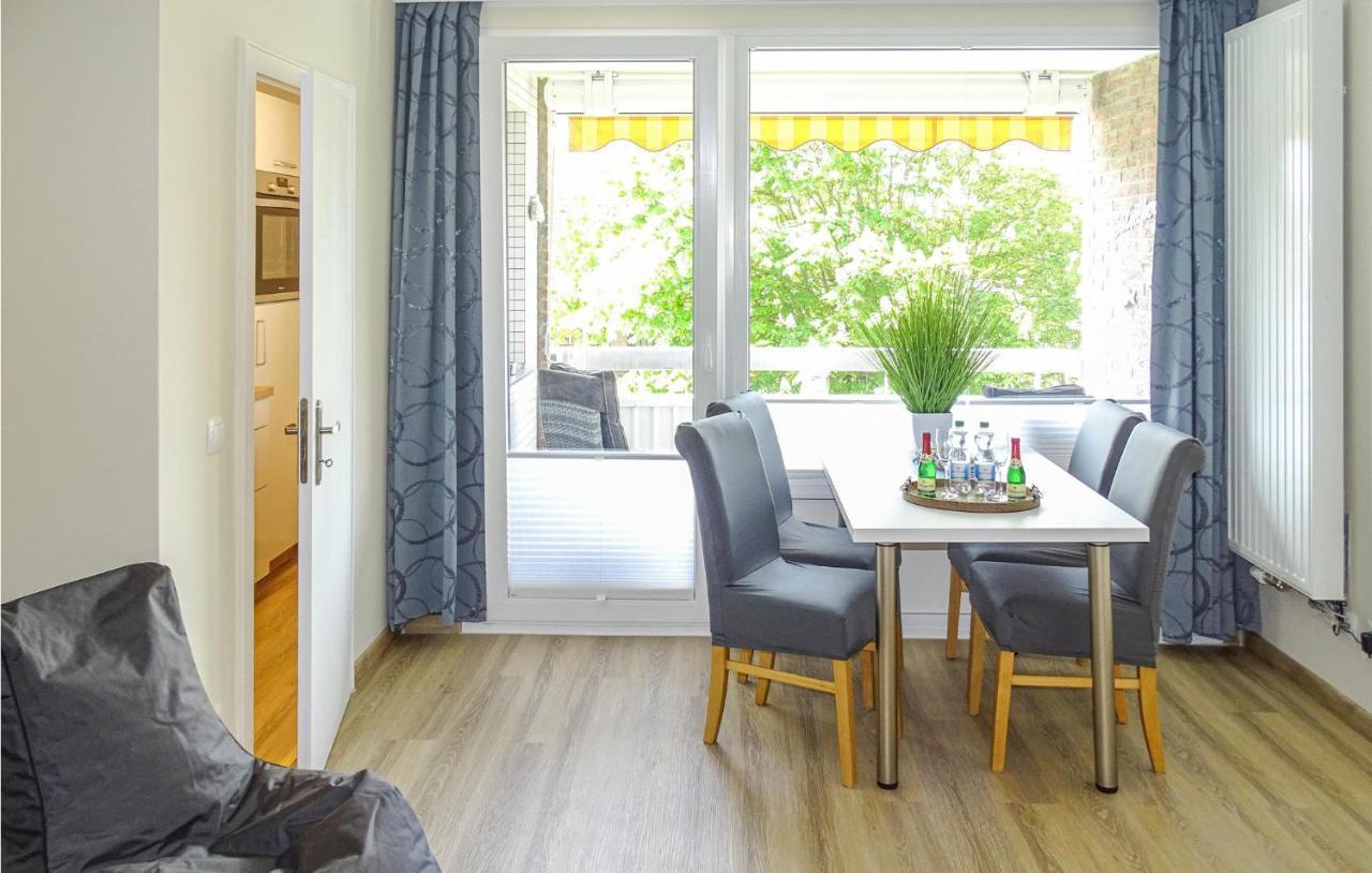 Lovely Apartment In Buesum With Kitchen Extérieur photo